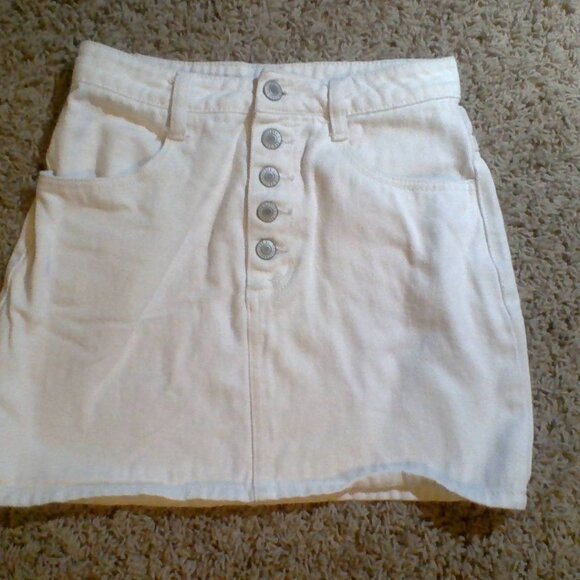 White Jean Skirt - Picture 4 of 5